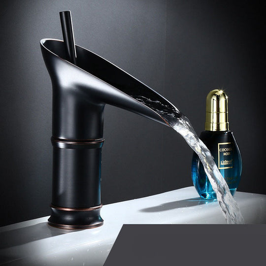 Antieke Badkamer Wastafelkraan met Watervaluitloop 7