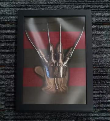 Freddy Krueger Shadow Box Display voor Horror Fans 0