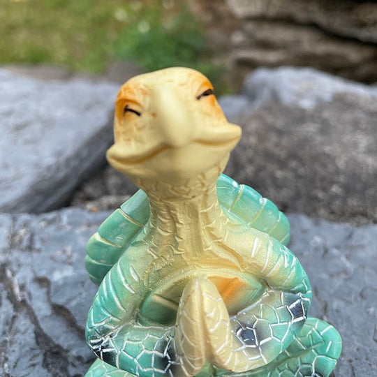 Meditatieve Tuinbeeld Zeeschildpad in Yogahouding voor Rust en Inspiratie 5