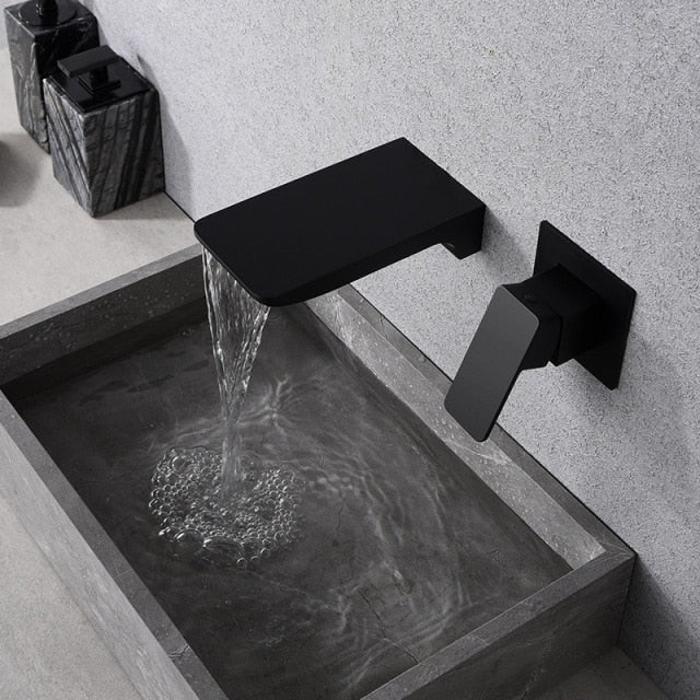 Moderne Wandkraan Met Touchless Bediening 3