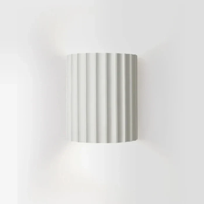 Moderne Wandlamp Minimalistisch Design voor Binnen met Dubbelzijdige Lichtdiffusor 0
