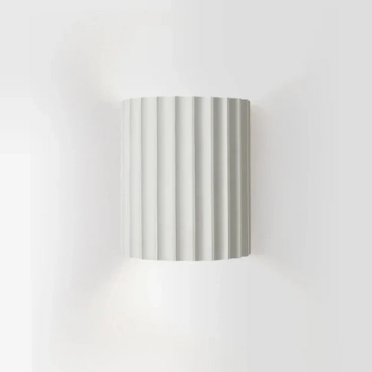 Moderne Wandlamp Minimalistisch Design voor Binnen met Dubbelzijdige Lichtdiffusor 1