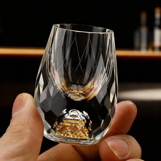 Set van 2 Handgemaakte Kristallen Glazen met Gouden Accenten 0