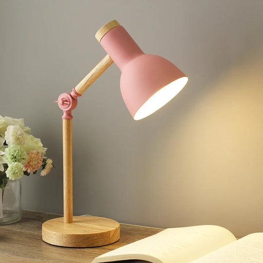 Tafellamp Scandinavisch Design Met Verstelbare Arm 1