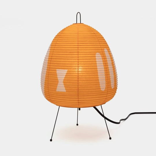 Tafellamp van Rijstpapier met IJzeren Voet in Japans Design 9