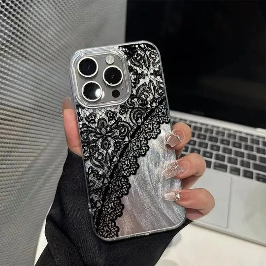 Telefoonhoesje iPhone 13 Met Uniek Kantontwerp voor Stijlvolle Bescherming 3