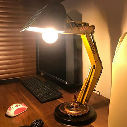 Unieke Tafellamp Graafmachine Stijl 0