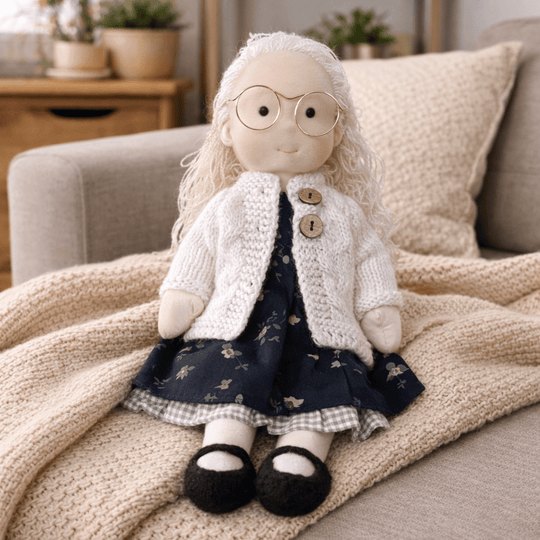 Waldorf-pop Elora voor Creatief Spelen 6