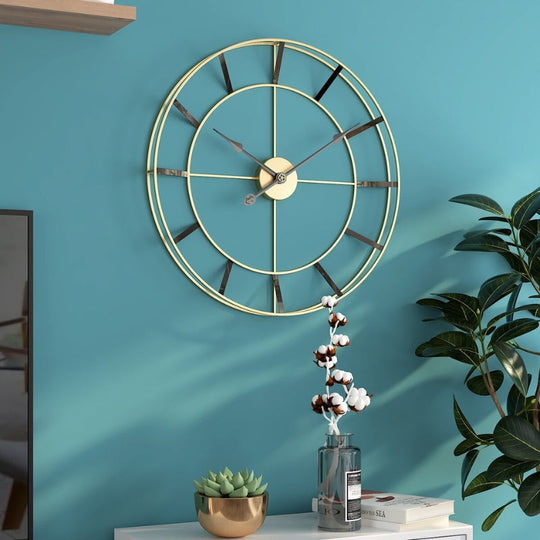 Wandklok Goud en Zwart Metalen Design 3
