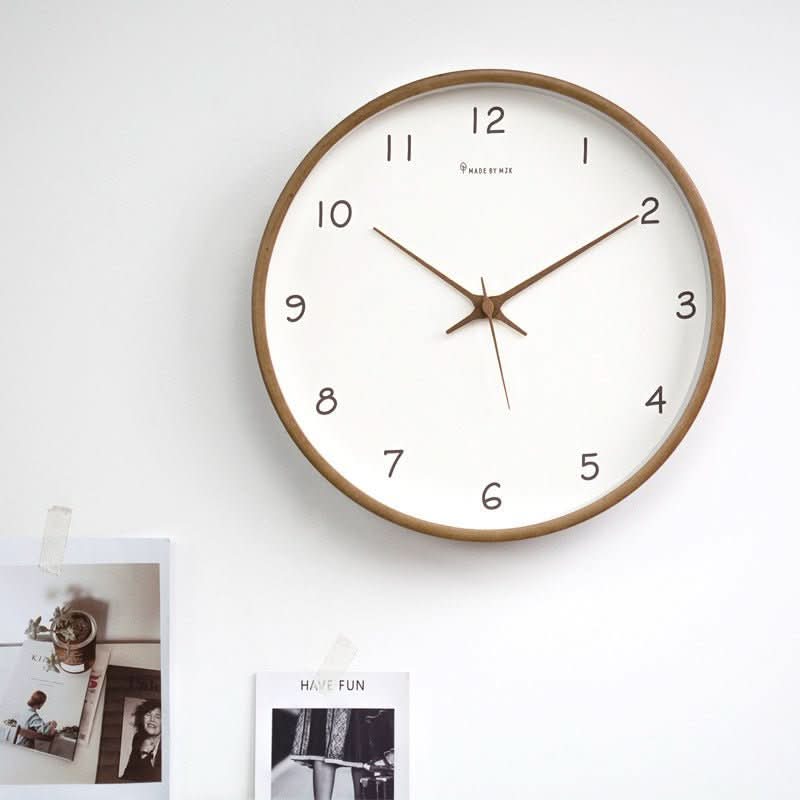 Wandklok van Hout met Stille Beweging 0