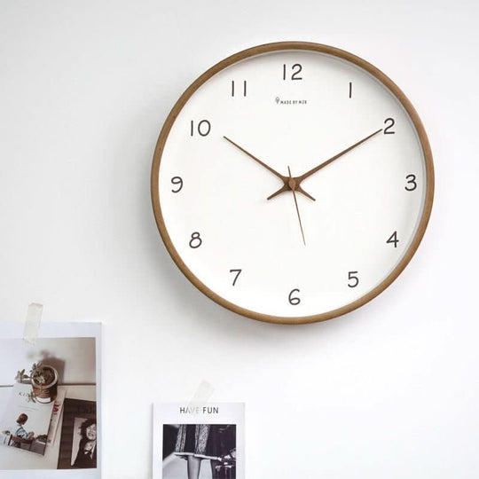 Wandklok van Hout met Stille Beweging 0