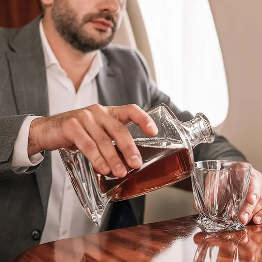 Whiskyset met Kristallen Karaf en Glazen 2